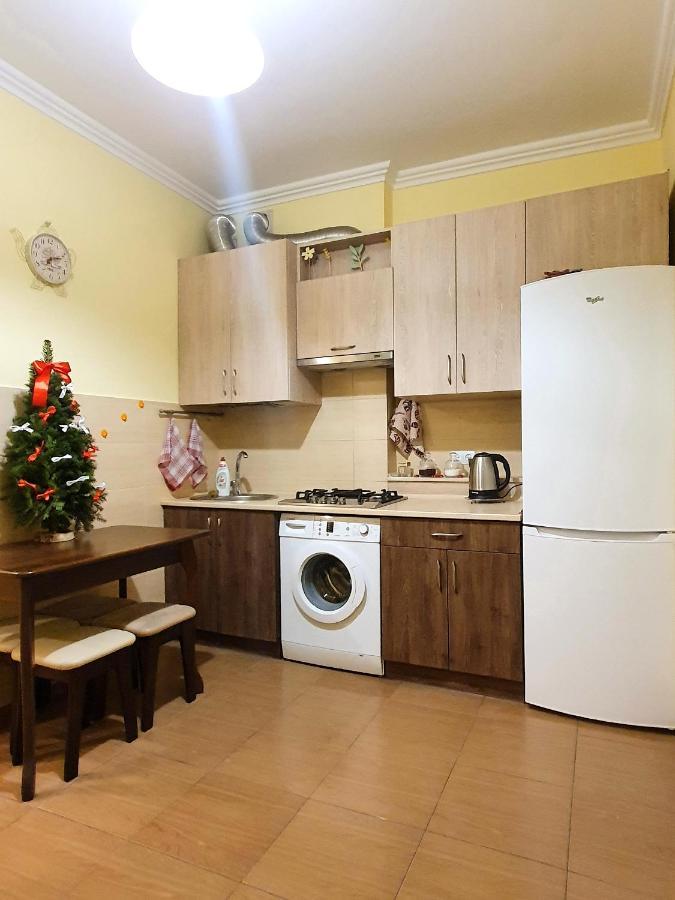 Homey Apartment On Vicheva Str. Lviv Eksteriør bilde