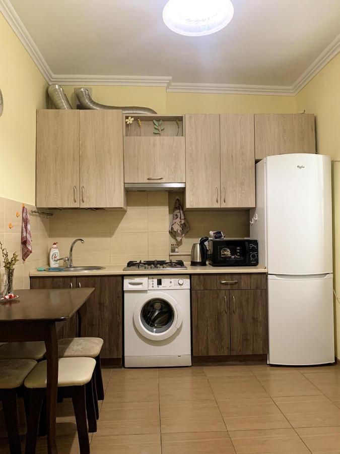 Homey Apartment On Vicheva Str. Lviv Eksteriør bilde
